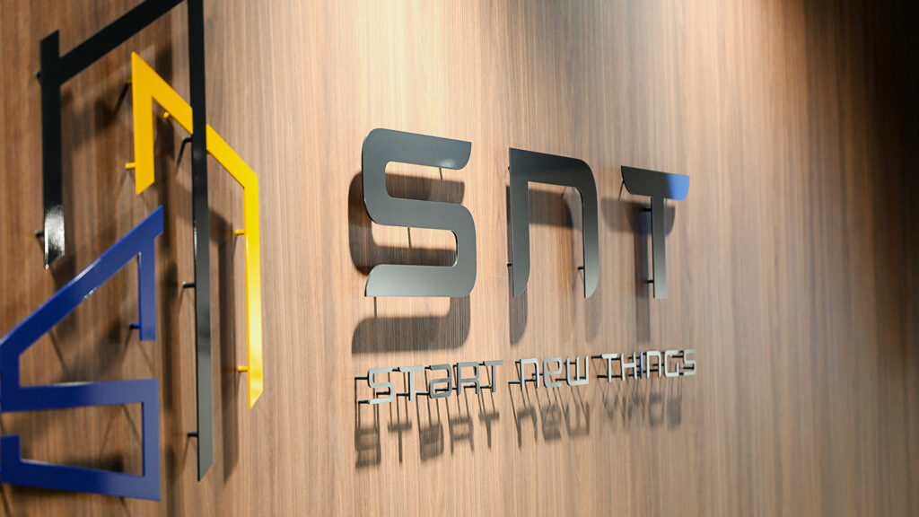 株式会社SNTサテライトのロゴ